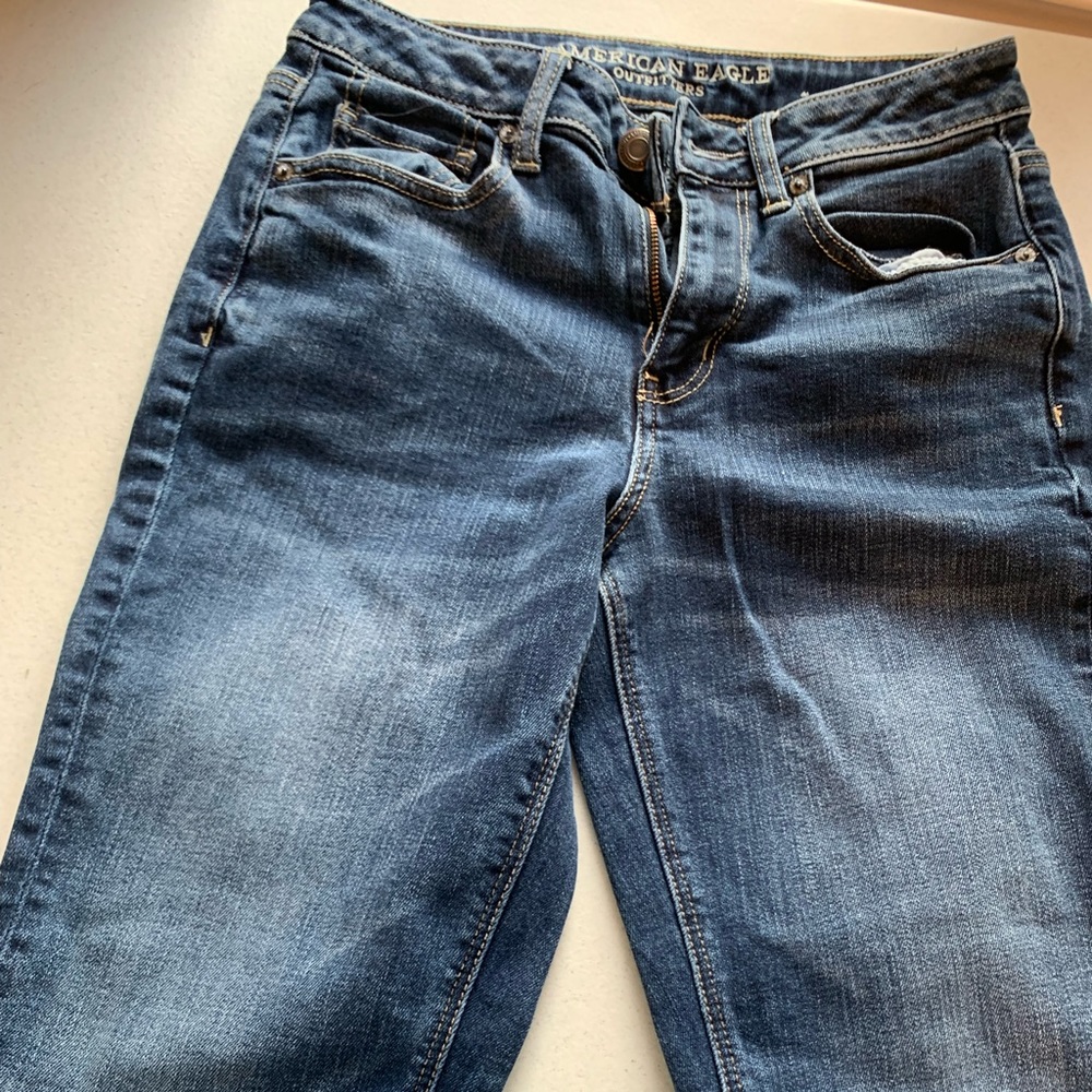 Ladies American Eagle jeans. Size 4. Excellent condition
